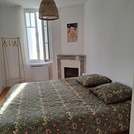 Appartement Calme Dans Maisonnette Graulhet Exterior photo